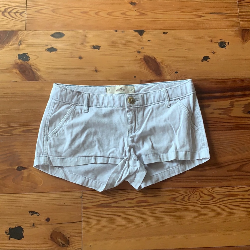 Shorts 🤍